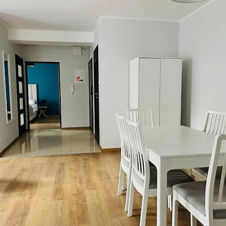 Hotel apartamentowy Marina Beachside