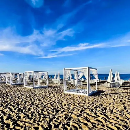 Апарт-готель Marina Coastal Сопот
