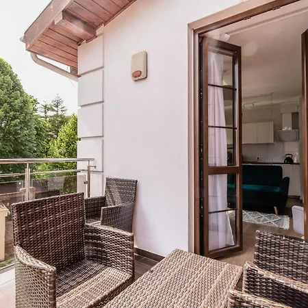 Lägenhetshotell Marina Beachside 4*