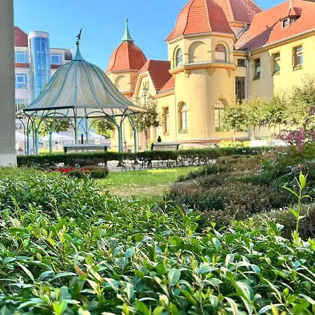 Marina Coastal Aparthotel *
