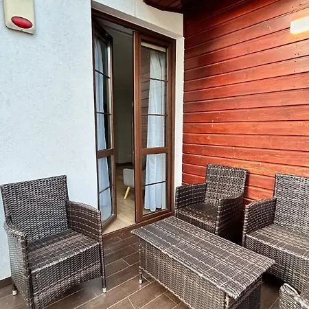Aparthotel Marina Coastal