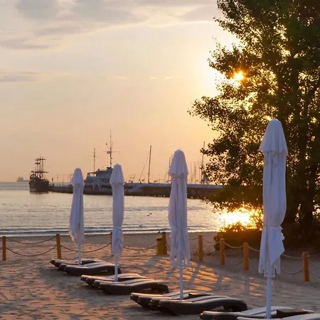 Marina Beachside
