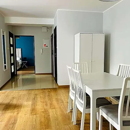 Marina Elegance Lejlighedshotel 3*