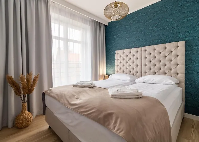 Marina Elegance Lejlighedshotel 4*