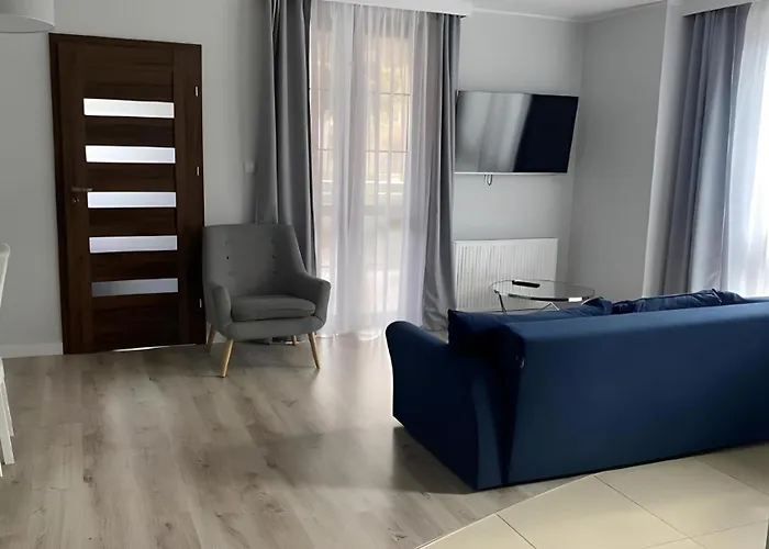 Marina Elegance Aparthotel 4*